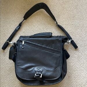 Black Leather Men's Messenger Bag